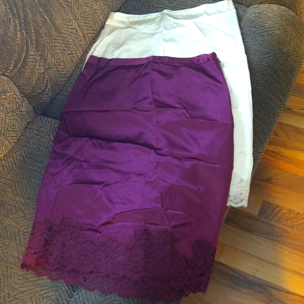Banana Republic Purple Lace-Trim Pencil Skirt